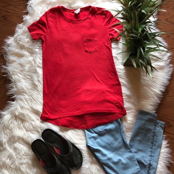 PINK Victoria's Secret Tops - 3/$20 PINK Victoria’s Secret Red T-shirt Size XS